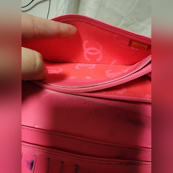 CHANEL Cambon Long Wallet, Hot Pink Interior - Picture 12 of 15